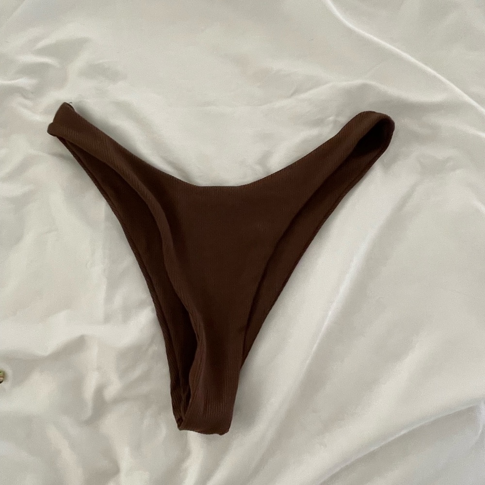 Bathing suit